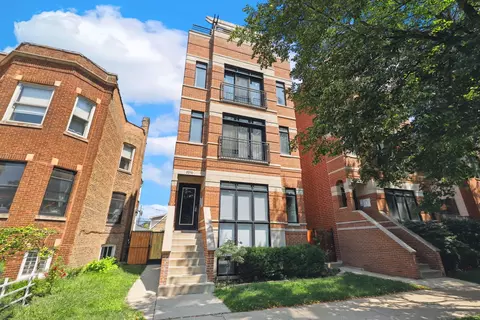 2210 W Addison St #3, Chicago, IL 60618
