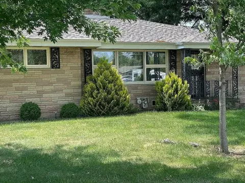 715 2nd Ave, Ottawa, IL 61350 photo 3
