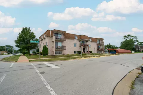 18224 Wentworth Ave #6, Lansing, IL 60438