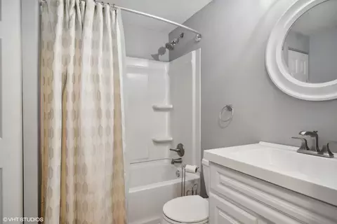 5223 S Elm St, Mchenry, IL 60051 photo 13