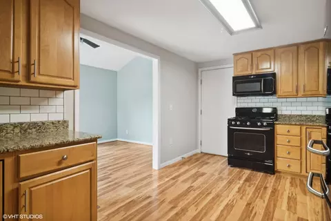 5223 S Elm St, Mchenry, IL 60051 photo 6