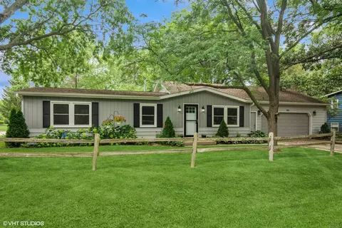 5223 S Elm St, Mchenry, IL 60051 photo 2