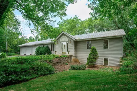Exterior - 11653 Chatt Dr, Roscoe, IL 61073 photo 3 of 10