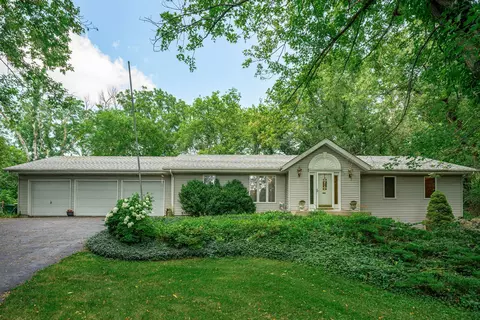 Exterior - 11653 Chatt Dr, Roscoe, IL 61073 photo 2 of 10
