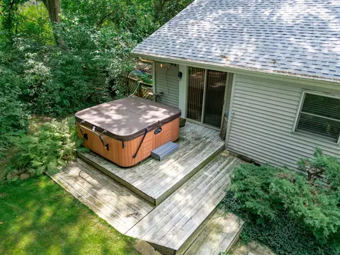 Exterior - 11653 Chatt Dr, Roscoe, IL 61073 photo 10 of 10