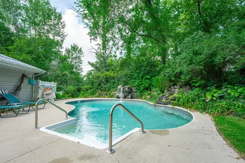 Exterior - 11653 Chatt Dr, Roscoe, IL 61073 photo 8 of 10
