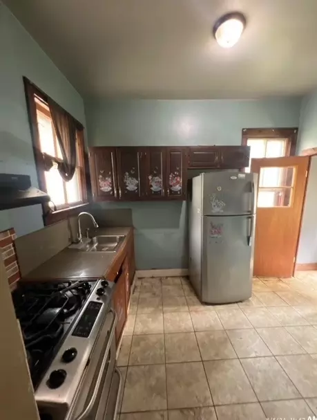 418 Du Page St, Elgin, IL 60120 photo 19