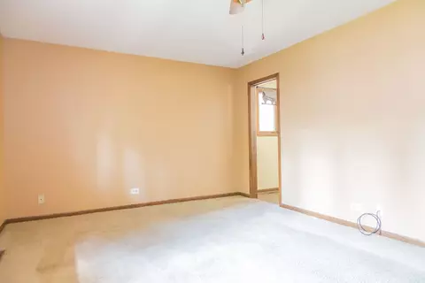 142 N Eastern Ave, Bartlett, IL 60103 photo 8