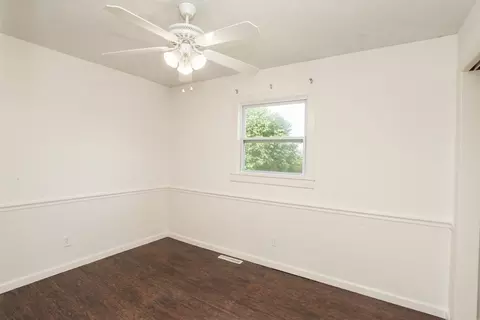Bedroom - 1812 Taft Dr, Normal, IL 61761 photo 4 of 8