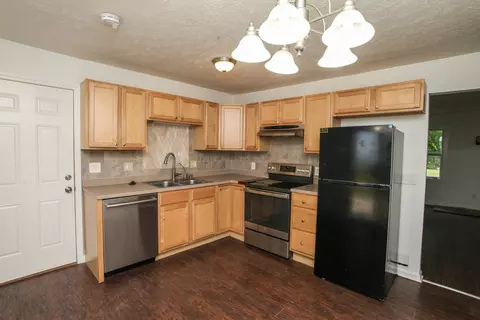 Kitchen - 1812 Taft Dr, Normal, IL 61761 photo 1 of 3