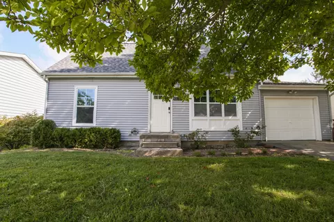 Exterior - 1812 Taft Dr, Normal, IL 61761 photo 2 of 9
