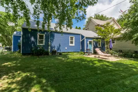Exterior - 409 Elm St, Le Roy, IL 61752 photo 8 of 9