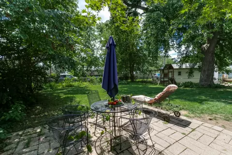 Exterior - 409 Elm St, Le Roy, IL 61752 photo 4 of 9