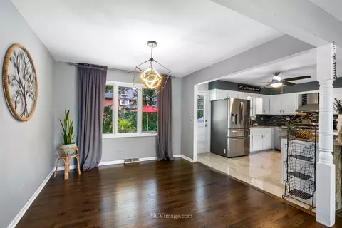 Dining - 1822 Mcadam Rd, Darien, IL 60561 photo 2 of 2