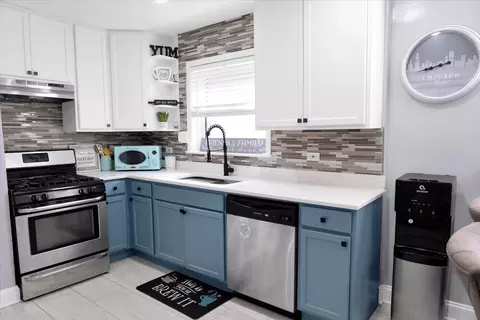 Kitchen - 3525 W 78th Pl, Chicago, IL 60652 photo 2 of 2