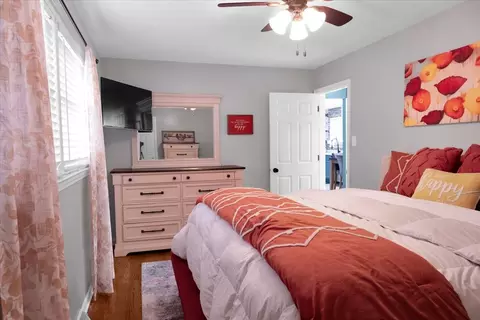 Bedroom - 3525 W 78th Pl, Chicago, IL 60652 photo 2 of 8