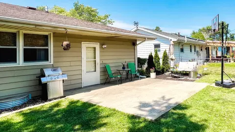 Other - 25 Brookwood Dr, Normal, IL 61761 photo 2 of 15