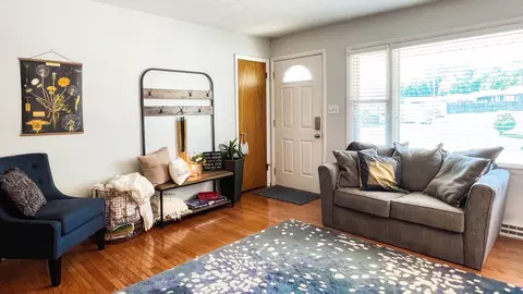 Entry Way - 25 Brookwood Dr, Normal, IL 61761 photo 1 of 4