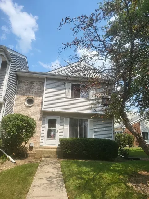 198 Beaconridge Dr, Bolingbrook, IL 60440