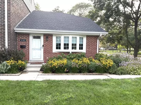5702 S Park Ave, Hinsdale, IL 60521