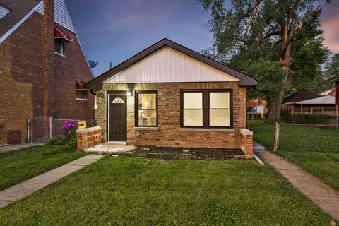 10035 S Peoria St, Chicago, IL 60643
