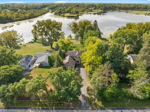 28149 W Big Hollow Rd, Ingleside, IL 60041
