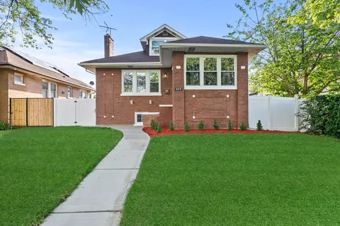 804 S 9th Ave, Maywood, IL 60153