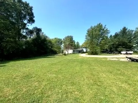 Exterior - 3490 S Dwight Rd, Mazon, IL 60444 photo 2 of 2