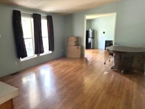 Living - 3490 S Dwight Rd, Mazon, IL 60444 photo 1 of 2