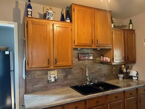 Kitchen - 1712 Innercircle Dr, Crest Hill, IL 60403 photo 1 of 6