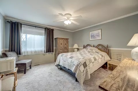 110 Thackeray Dr, Bolingbrook, IL 60440 photo 25