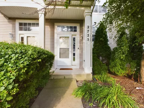 2725 Canyon Dr #86, Plainfield, IL 60586