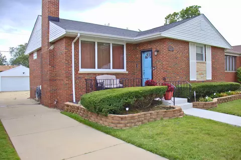 10301 Kent St, Westchester, IL 60154