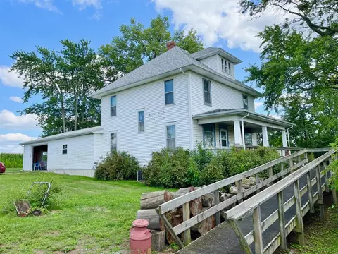 354 N 000 East Rd, Loda, IL 60948