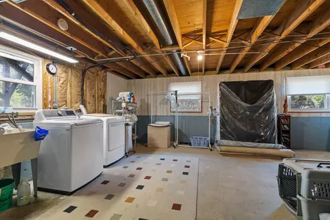Other - 1526 Pembroke Ln, Wheaton, IL 60189 photo 4 of 5