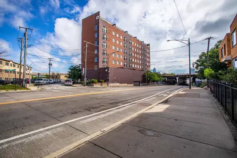 2272 S Archer Ave #5E, Chicago, IL 60616