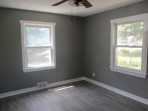 Bedroom - 660 S Wall St, Kankakee, IL 60901 photo 1 of 1