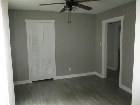 Other - 660 S Wall St, Kankakee, IL 60901 photo 2 of 4
