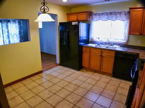 6800 S 78th Ave, Bridgeview, IL 60455 photo 5