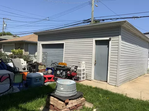 2929 N Keating Ave, Chicago, IL 60641 photo 7