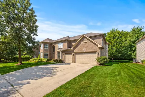 1700 Heron Way, Hoffman Estates, IL 60192