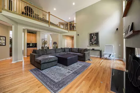 Living - 1700 Heron Way, Hoffman Estates, IL 60192 photo 2 of 5