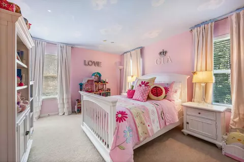 Bedroom - 1700 Heron Way, Hoffman Estates, IL 60192 photo 4 of 6