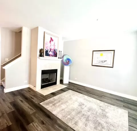 Living - 313 Bradbury Ln, Bartlett, IL 60103 photo 1 of 3
