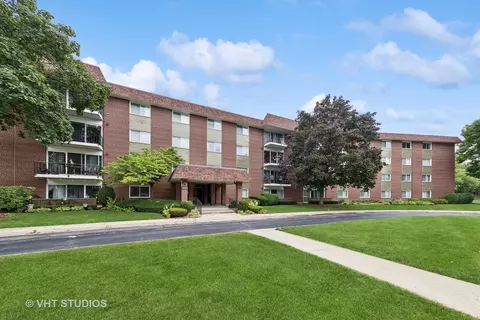 1025 S Fernandez Ave #4L, Arlington Heights, IL 60005