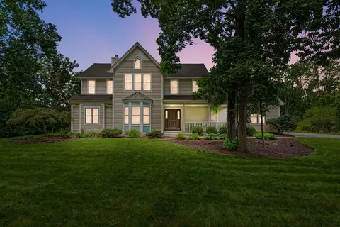 14820 W 21st St, Wadsworth, IL 60083