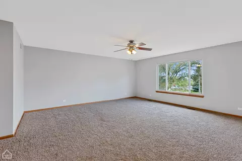 9885 Compton Dr, Huntley, IL 60142 photo 17