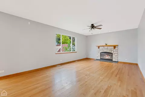 9885 Compton Dr, Huntley, IL 60142 photo 13