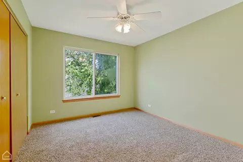 9885 Compton Dr, Huntley, IL 60142 photo 24