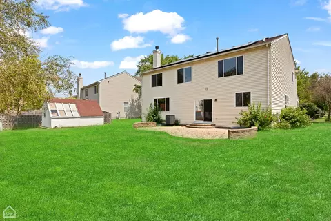9885 Compton Dr, Huntley, IL 60142 photo 4